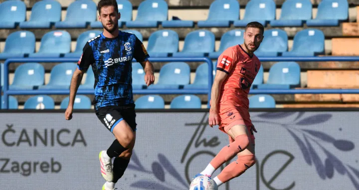 17.05.2025., stadion Varteks, Varazdin - SuperSport HNL, 35. kolo, NK Varazdin - NK Osijek. Tomislav Duvnjak, Roko Jurisic. Photo: Vjeran Zganec Rogulja/PIXSELL