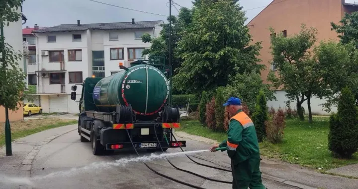 KJKP Rad, velika akcija čišćenja u Sarajevu, 120 radnika, brojna vozila/Kjkp Rad