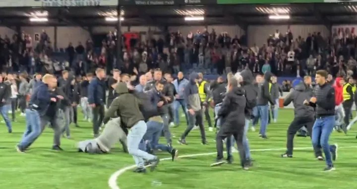 Telstar - Den Bosch tuča 