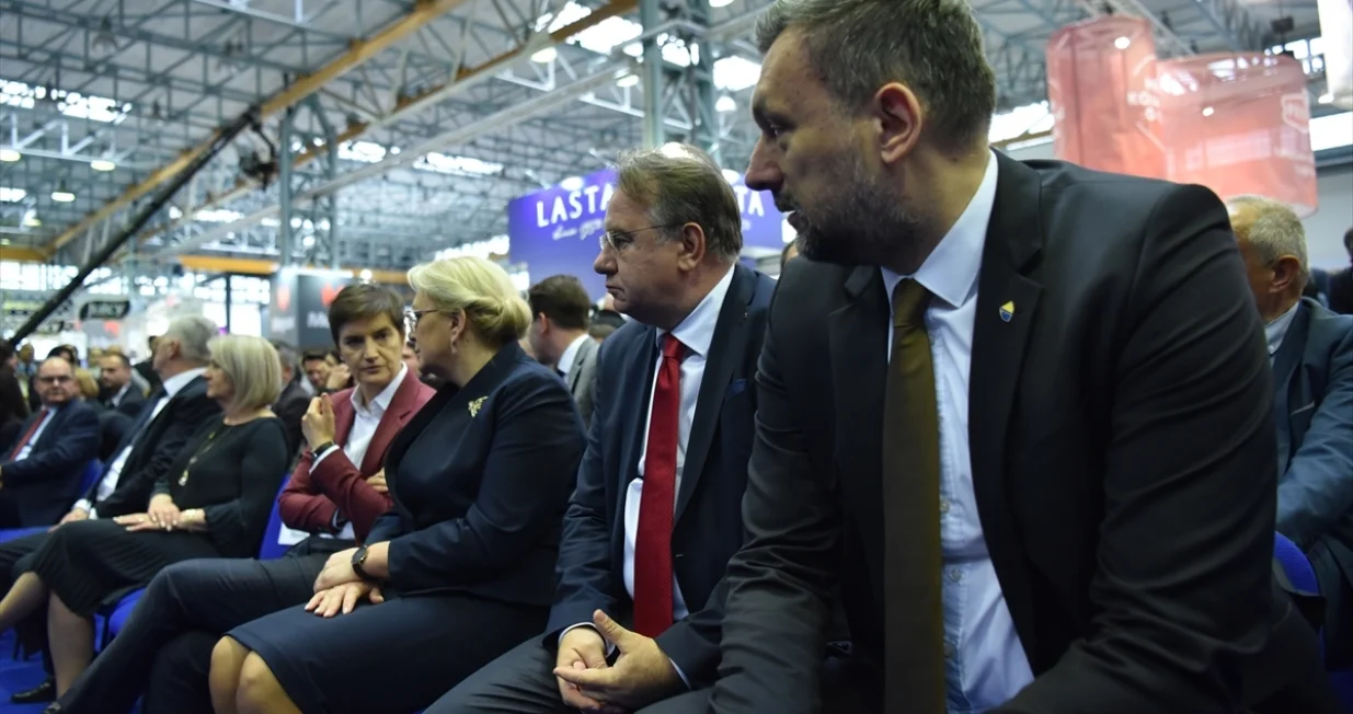 Christian Schmidt, Dragan Čović, Borjana Krišto, Ana Brnabić, Lidija Bradara, Nermin Nikšić i Elmedin Dino Konaković, Međunarodni sajam privrede u Mostaru 2023./Anadolija