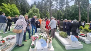 Polaganje cvijeća na Slanoj Banji/Fena/