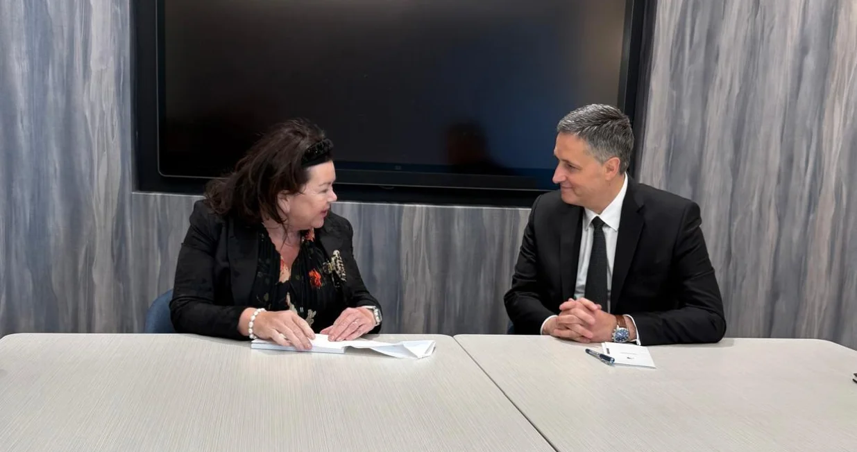 Karen Pierce i Denis Bećirović/Predsjedništvo BiH/