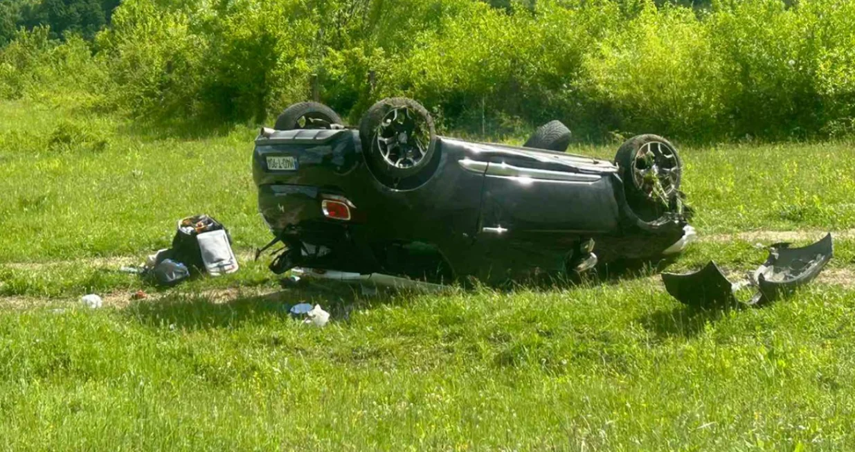 Saobraćajna nesreća na Manjači, učestvovala tri automobila/Srna