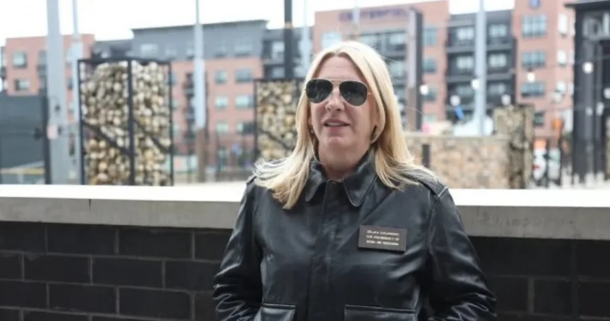 Željka Cvijanović, poklon od Amerikanaca, kožna pilotska jakna/Instagram