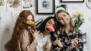 Prijateljice, cvijeće/Pavel Danilyuk