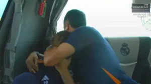 Vazquez tješi Modrića koji plače (FOTO: Screenshot)