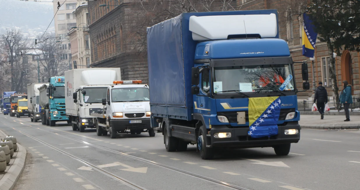 Prijevoznici protestna vožnja Sarajevo/Senad Gubelić