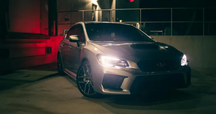 Blicanje auta/Erik Mclean