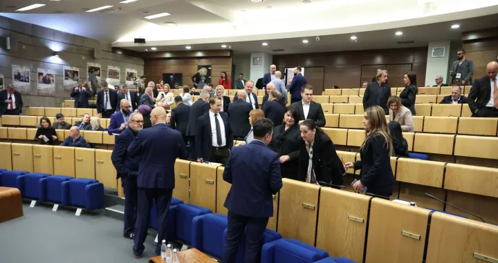 Predstavnički dom Parlamenta FBiH, sjednica/