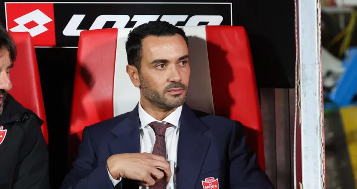 epa10394680 AC Monza's coach Raffaele Palladino during the Italian Serie A soccer match between AC Monza and FC Inter Milan at U-Power Stadium in Monza, Italy, 7 January 2023. EPA/Roberto Bregani