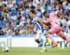 epa10192103 Espanyol's Vinicius de Souza Costa (R) in action against Real Sociedad's Martin Zubimendi during a Spanish LaLiga soccer match between Real Sociedad and RCD Espanyol at Anoeta stadium in Donosti, Basque Country, Spain, 18 September 2022. EPA/Juan Herrero