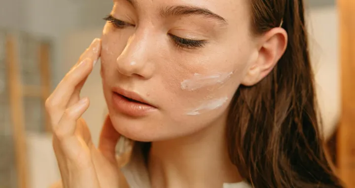 Krema za lice/Yaroslav Shuraev