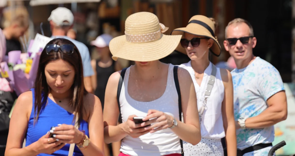 Vrućine ilustracije/Senad Gubelić