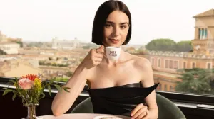 Lily Collins/Instagram/@emilyinparis 