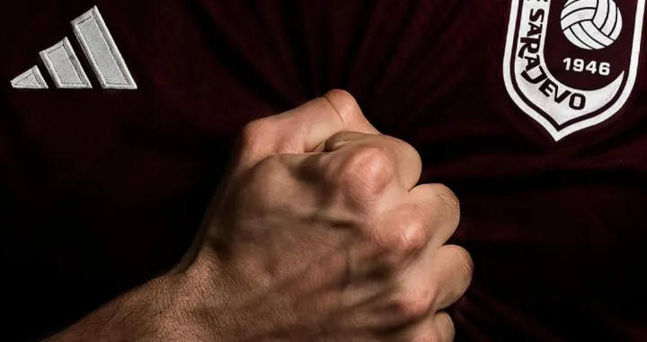 FK Sarajevo šaka dres 