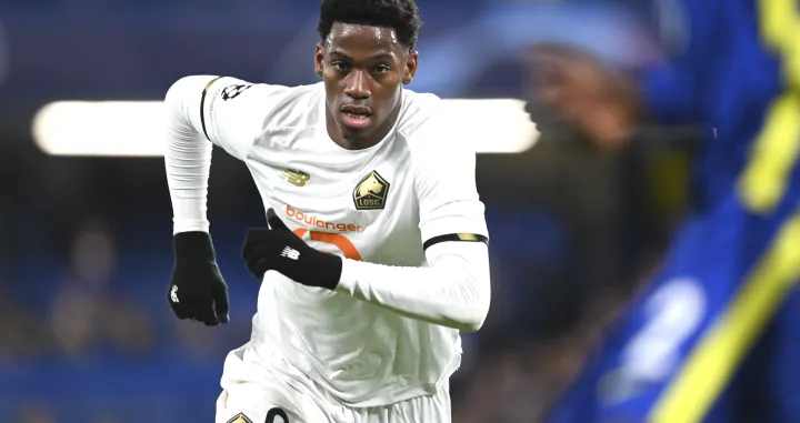 epa09777613 Jonathan David of Lille in action during the UEFA Champions League round of 16, first leg soccer match between Chelsea FC and Lille OSC (LOSC) in London, Britain, 22 February 2022. EPA/Andy Rain