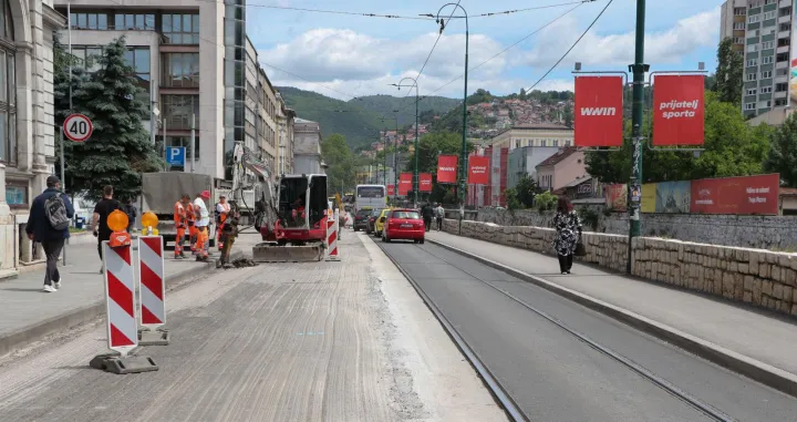 Radovi na glavnoj saobraćajnici u Sarajevu//