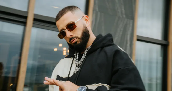 Sajfer je objavio tri nove pjesme/