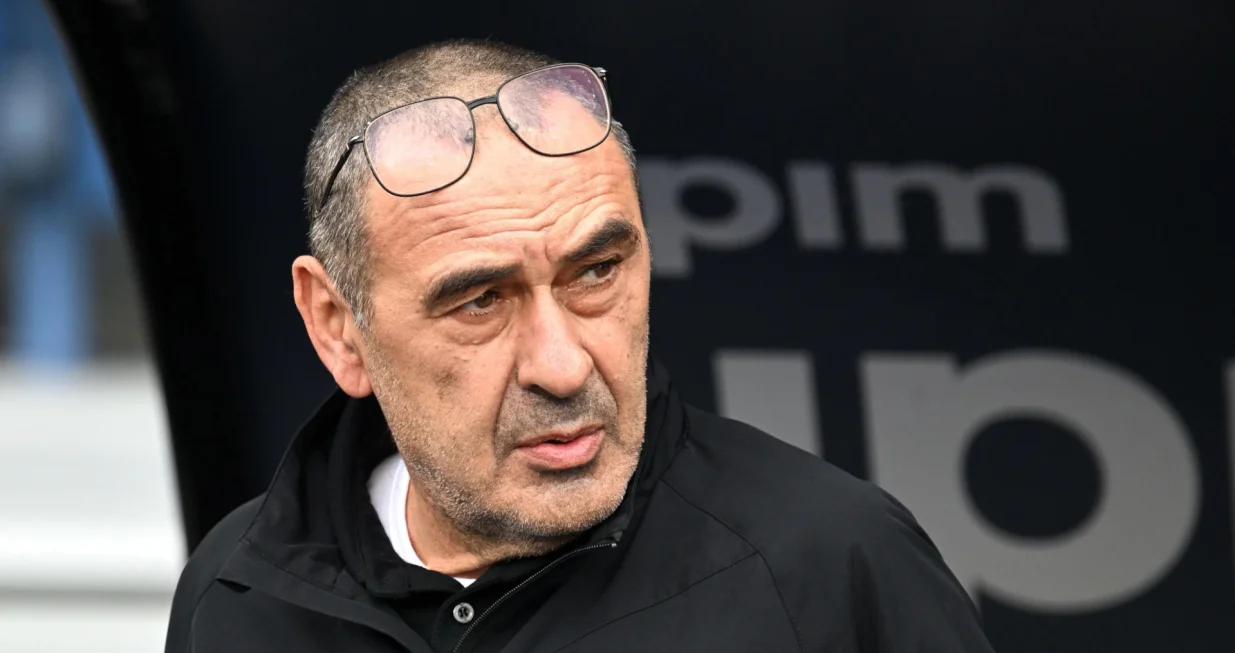epa10395799 Lazio coach Maurizio Sarri before the Italian Serie A soccer match etween SS Lazio and Empoli FC at Olimpico Stadium in Rome, Italy, 08 January 2023. EPA/CLAUDIO PERI
