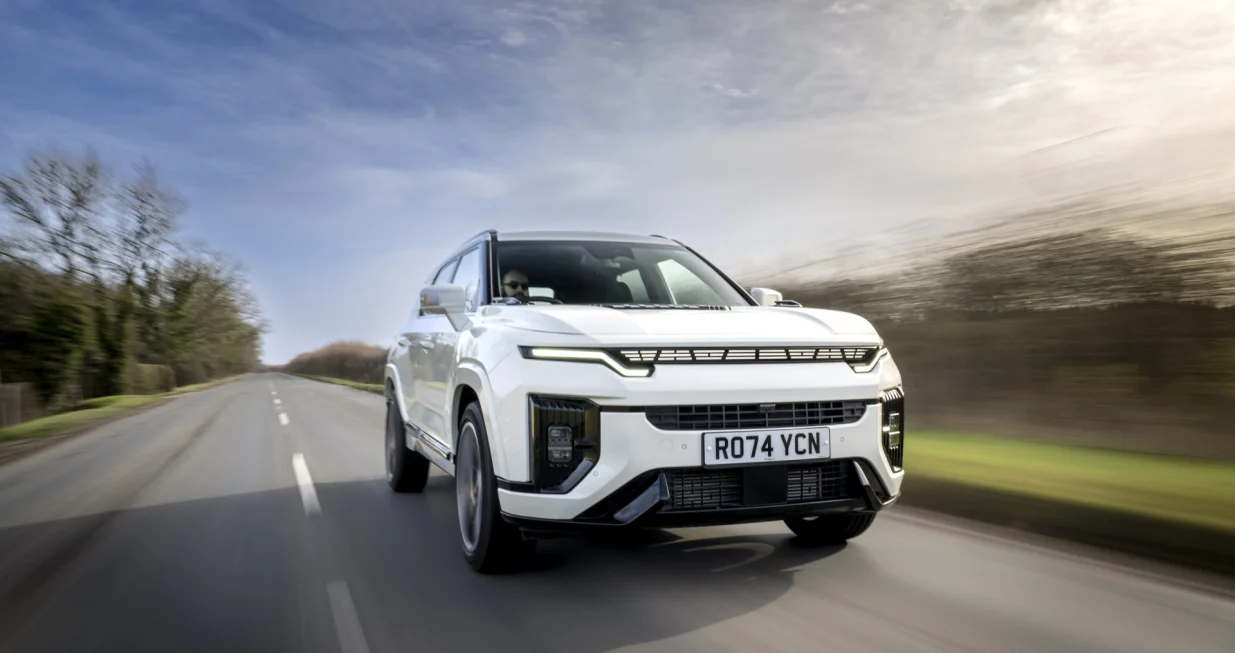 U jeku svojevrsne modelske invazije kineskih automobila, među kojima prednjače oni SUV koncepta, jedno ugodno osvježenje dolazi nam sa južnokorejskog tržišta. asfdhgadfg/