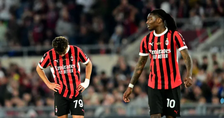 Soccer Football - Coppa Italia - Final - AC Milan v Bologna - Stadio Olimpico, Rome, Italy - May 14, 2025 AC Milan's Joao Felix and Rafael Leao look dejected REUTERS/Daniele Mascolo