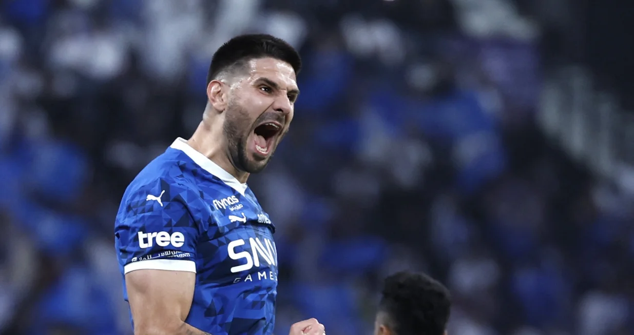 Soccer Football - Saudi Pro League - Al Hilal v Al Qadsiah - Kingdom Arena, Riyadh, Saudi Arabia - May 26, 2025 Al Hilal's Aleksandar Mitrovic celebrates scoring their first goal REUTERS/Hamad I Mohammed