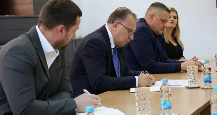 Nikšić i Mijatović/