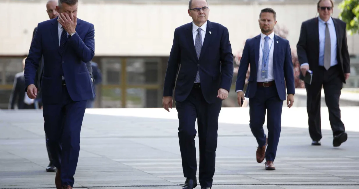 Sjednica PIC-a, dolazak predstavnika stranaka i stranaca, sastanak, Parlament BiH/Damir Deljo