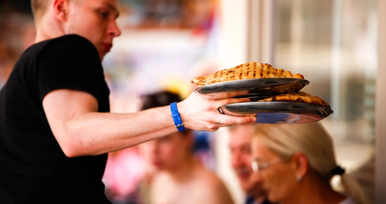 Čevabdžinice na Baščaršiji poskupljenje čevapa/Damir Deljo