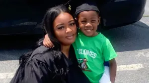 Adriana Smith sa svojim sinom/GoFundMe/