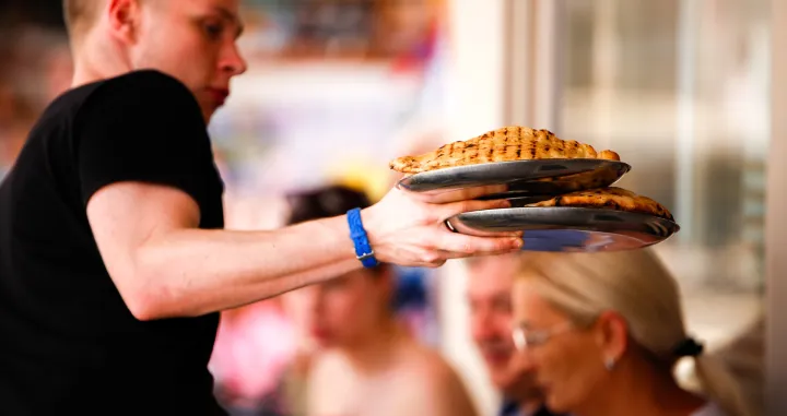 Ćevabdžinice na Baščaršiji poskupljenje čevapa/Damir Deljo