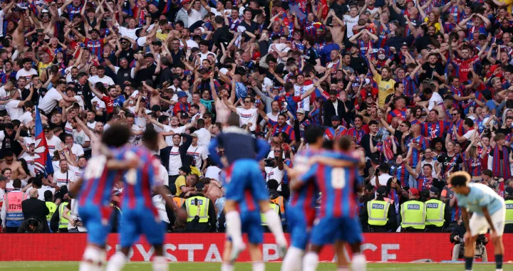 Soccer Football - FA Cup - Final - Crystal Palace v Manchester City - Wembley Stadium, London, Britain - May 17, 2025 Crystal Palace fans celebrate winning the FA Cup REUTERS/David Klein  TPX IMAGES OF THE DAY