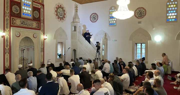 Bajram-namaz u Mostaru, Kurban-bajram/Mina