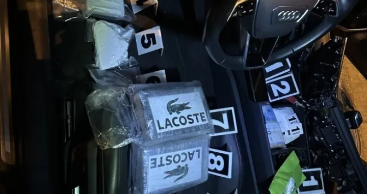 Akcija MUP-a RS u Doboju, pronađeno 4,5 kilograma kokaina, skrivao kokain u automobilu/Rtrs
