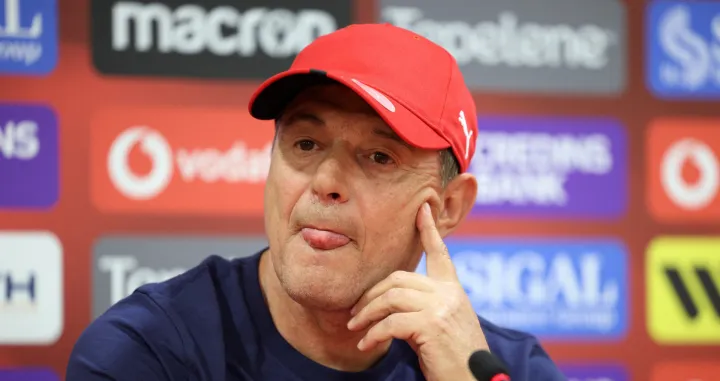 FOTO: REUTERS/Florion Goga