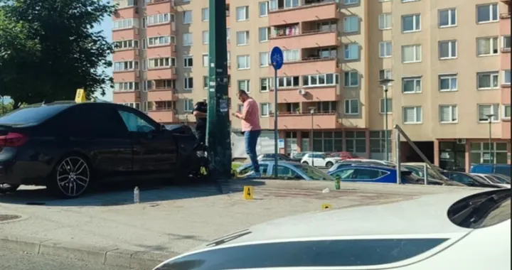 Nesreća na kružnom toku između mojmila i dobrinje/Oslobođenje