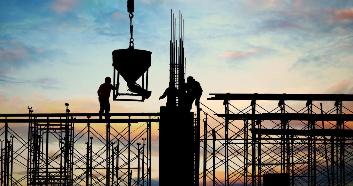 izgradnja, građenje, radnici, radnici na građevini/Freepik