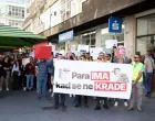 Novi protest grupe mladih ljudi nezadovoljnih zbog iznosa subvencije koju im je Vlada KS dodijela za rješavanje stambenog pitanja/Fena
