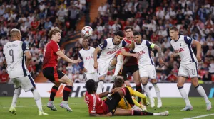 FOTO: REUTERS/Andrew Couldridge