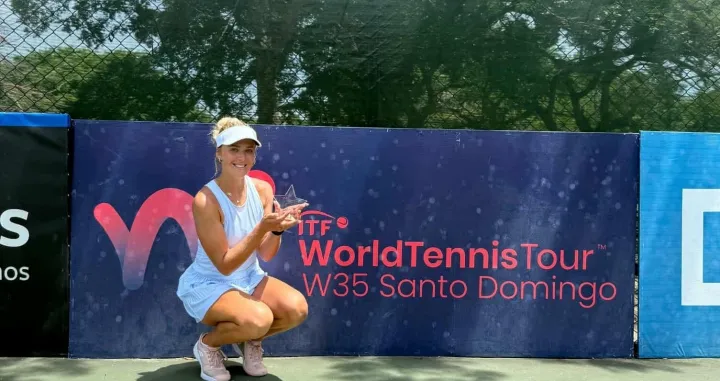 Ema Burgić sa trofejem u Santo Domingu