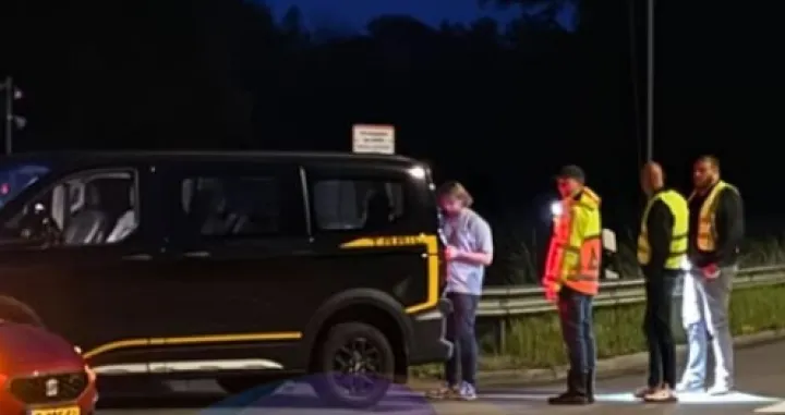 Građani sami kontrolirali vozila/X.com//