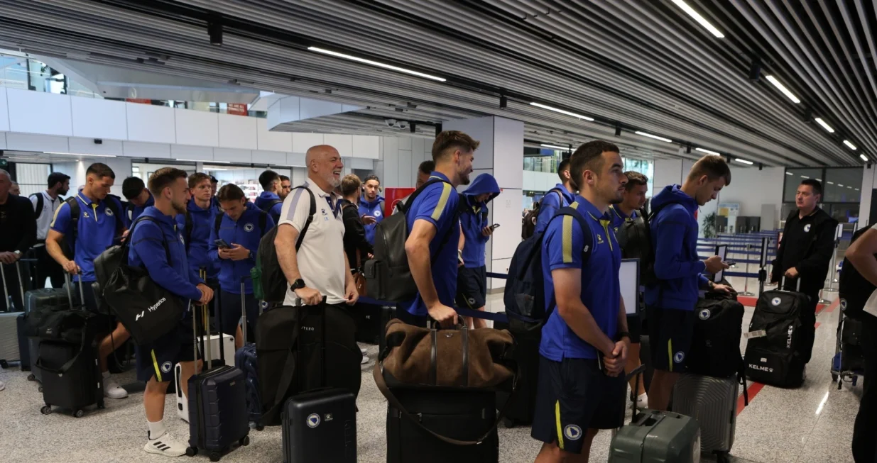 Fudbalska reprezentacija BiH na aerodromu