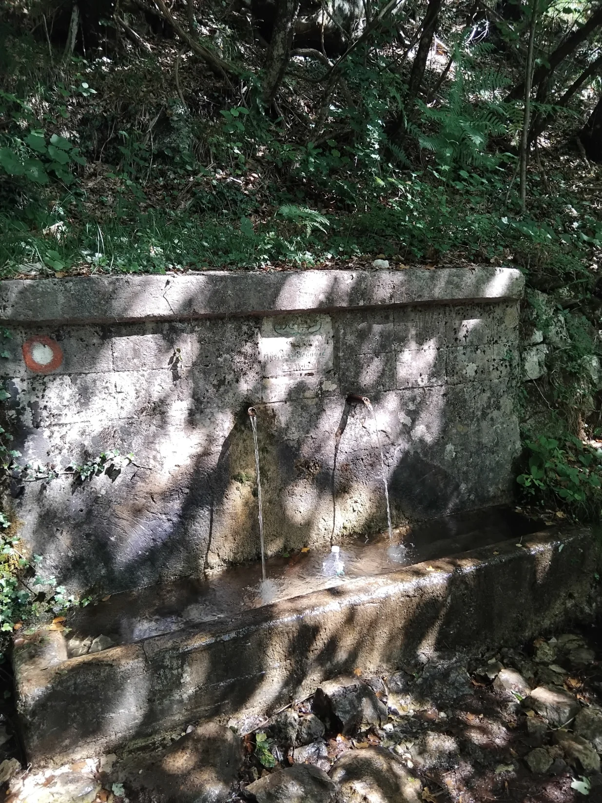 prva hajr česma na stazi prema planinarskoj kući Žlijeb/