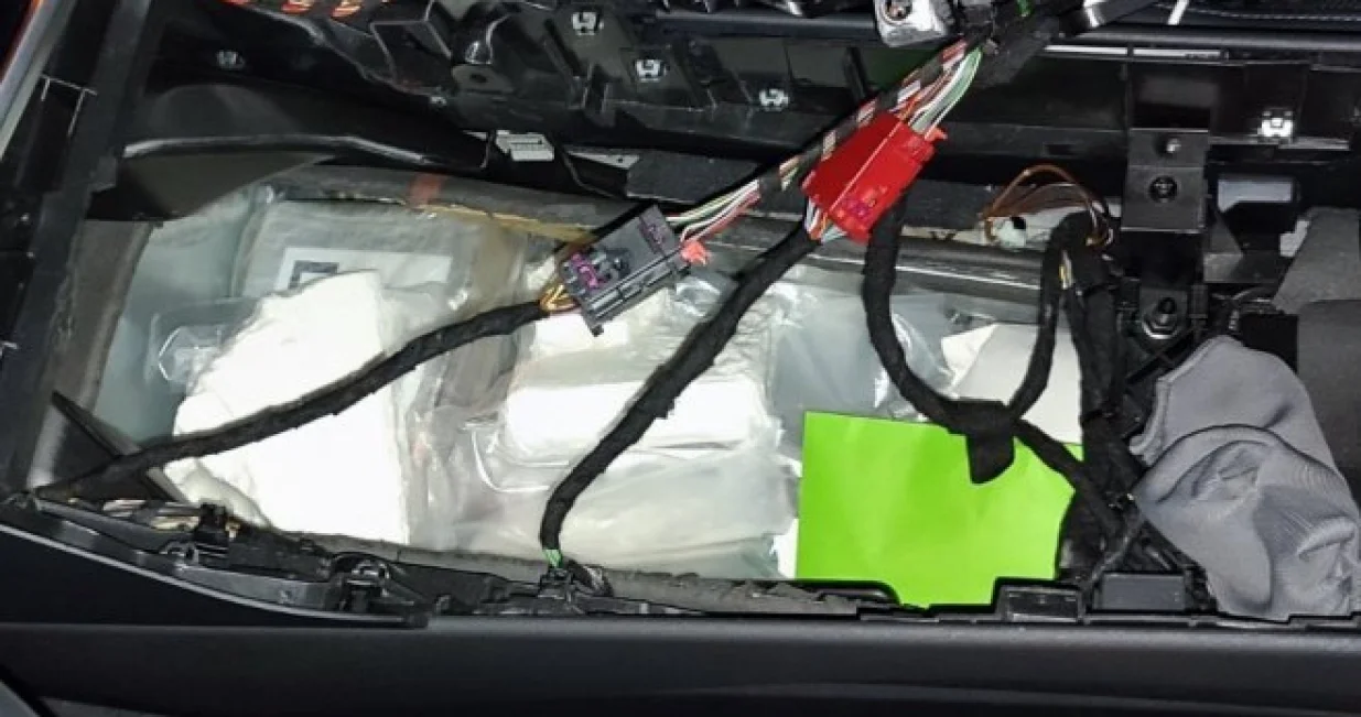 Akcija MUP-a RS u Doboju, pronađeno 4,5 kilograma kokaina, skrivao kokain u automobilu/Rtrs