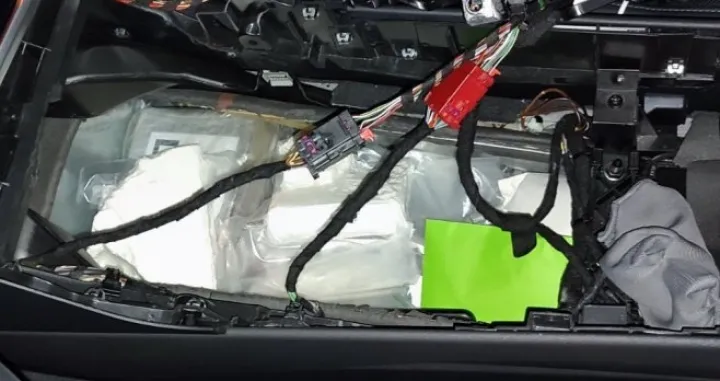 Akcija MUP-a RS u Doboju, pronađeno 4,5 kilograma kokaina, skrivao kokain u automobilu/Rtrs