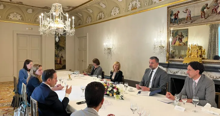 Konaković i Albares/