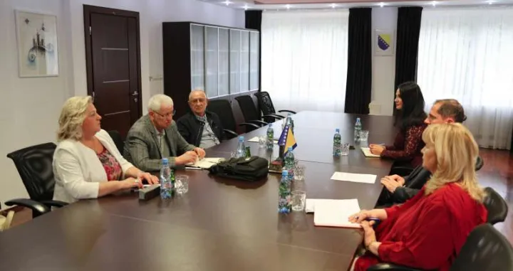 Gradonačelnik Bihaća Elvedin Sedić primio je u zvaničnu posjetu akademika Mirka Pejanovića, potpredsjednika Akademije nauka i umjetnosti Bosne i Hercegovine (ANUBiH), koji je boravio u Bihaću/