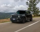 Jeep je oduvijek važio za brend koji proizvodi terenske automobile namijenjene najtežim avanturističkim izazovima. Ovaj put u tu grupu terenaca uvršten je i kompaktni, gradski SUV Renegade, koji je uz pomoć paketa Nord Star dodatno istakao svoje off-road gene...  ADSFGADFSG/