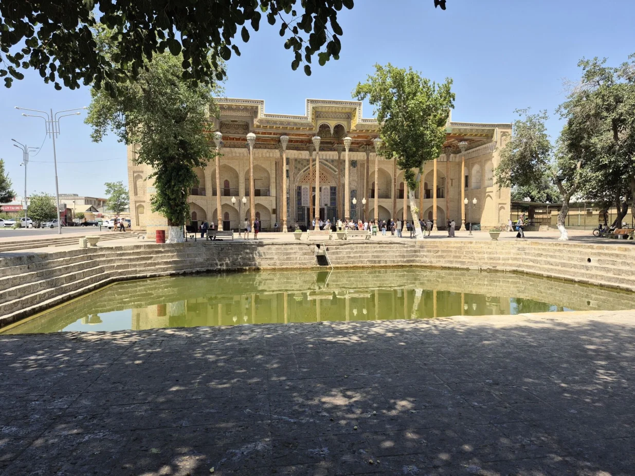 Bolo Hauz džamija u Buhari/