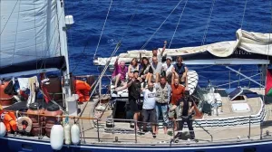 Aktivisti s humanitarnog broda Madleen na putu ka Gazi//